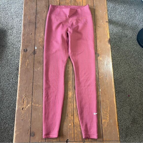 Nike Therma Fit Leggings - Picture 1 of 8